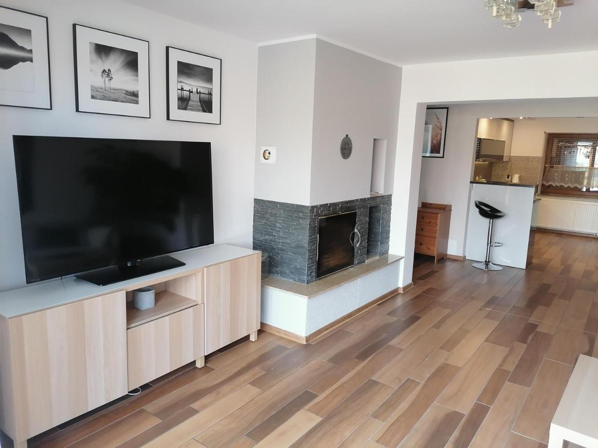 Apartamenty Pod Dzikowcem โบกุสชุฟ-กอร์เซ ภายนอก รูปภาพ