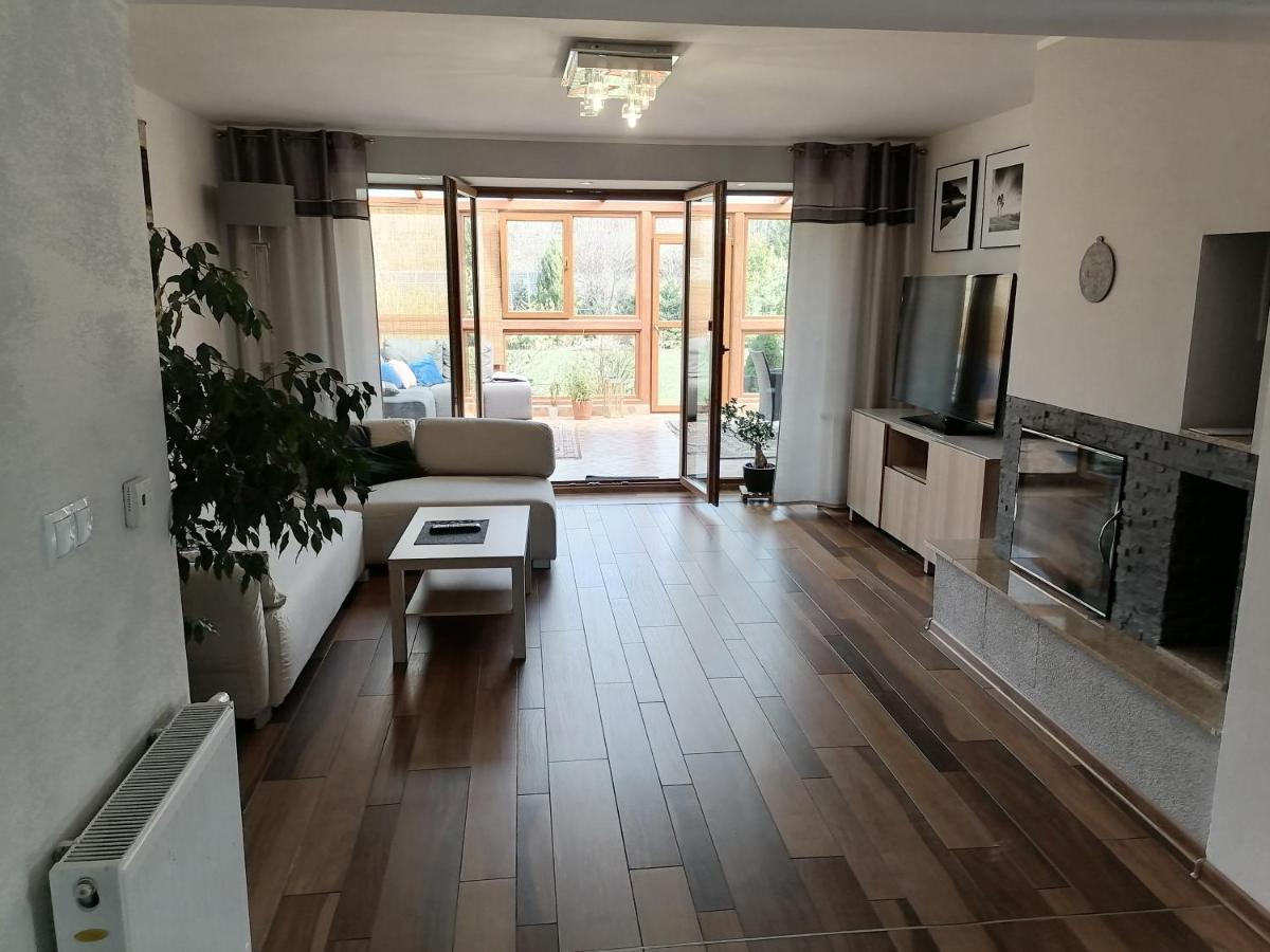 Apartamenty Pod Dzikowcem โบกุสชุฟ-กอร์เซ ภายนอก รูปภาพ