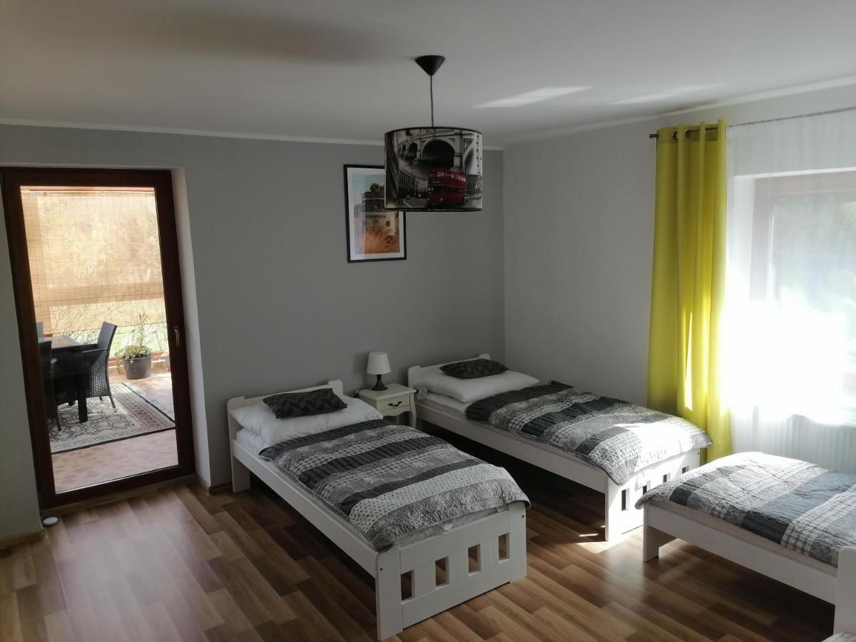 Apartamenty Pod Dzikowcem โบกุสชุฟ-กอร์เซ ภายนอก รูปภาพ